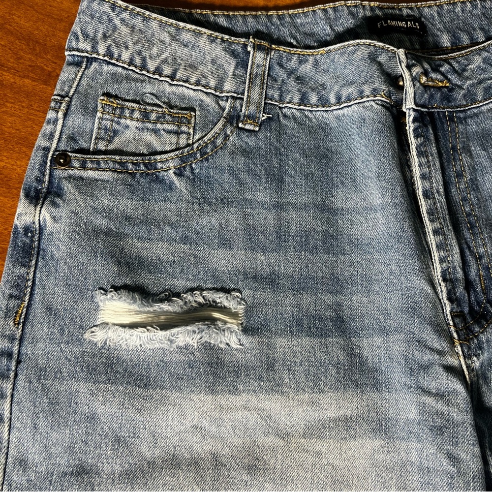 Flamingals | Women’s Jeans | Size M | Crop Ripped Raw Hem | Distressed Mom Pants - Picture 4 of 9